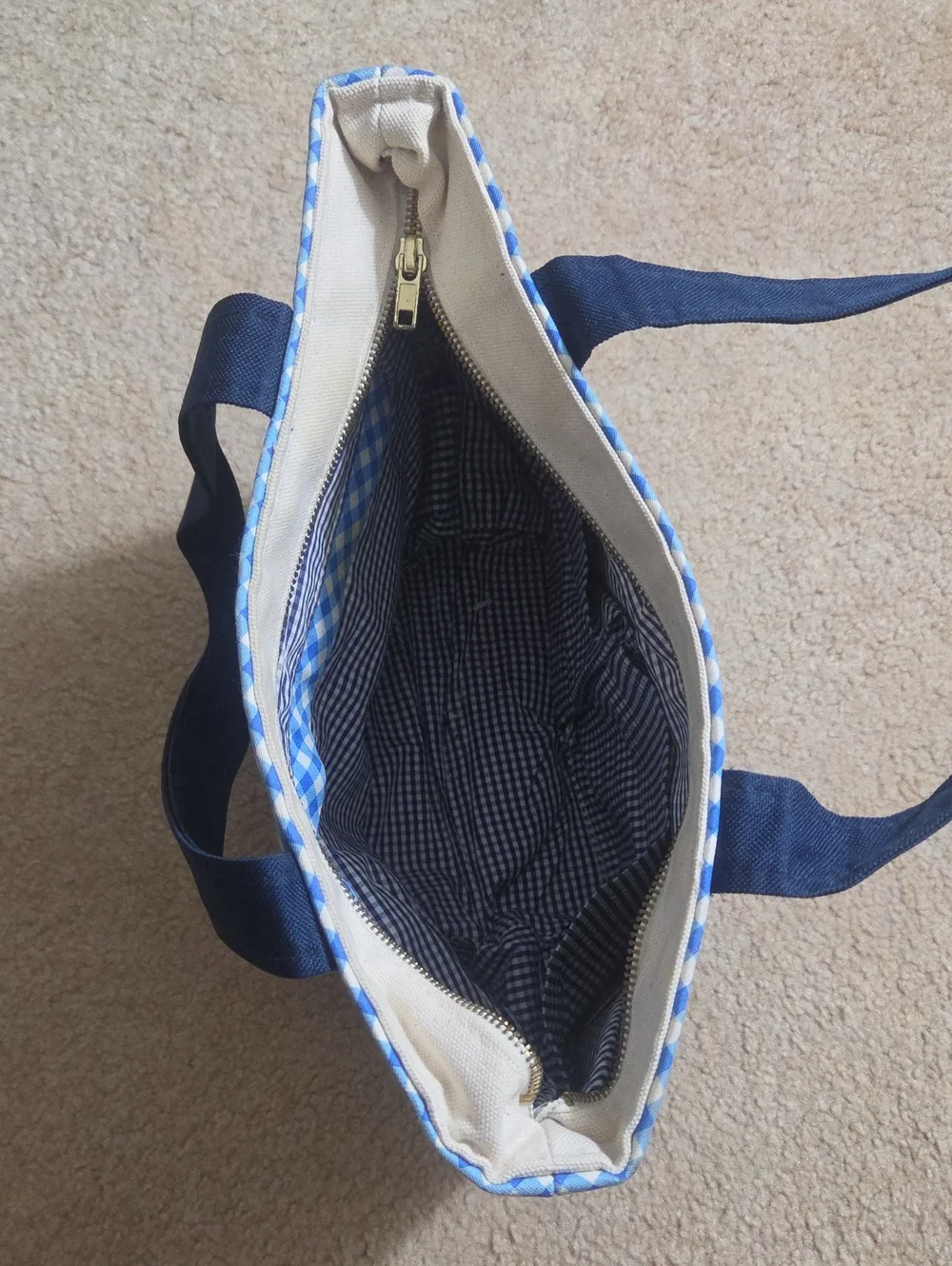 Vineyard Vines nwot about